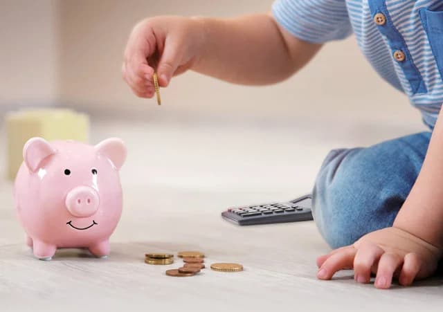 "용돈 벌써 다 썼다고?" 우리 아이 경제 교육 하는 법의 표지 이미지