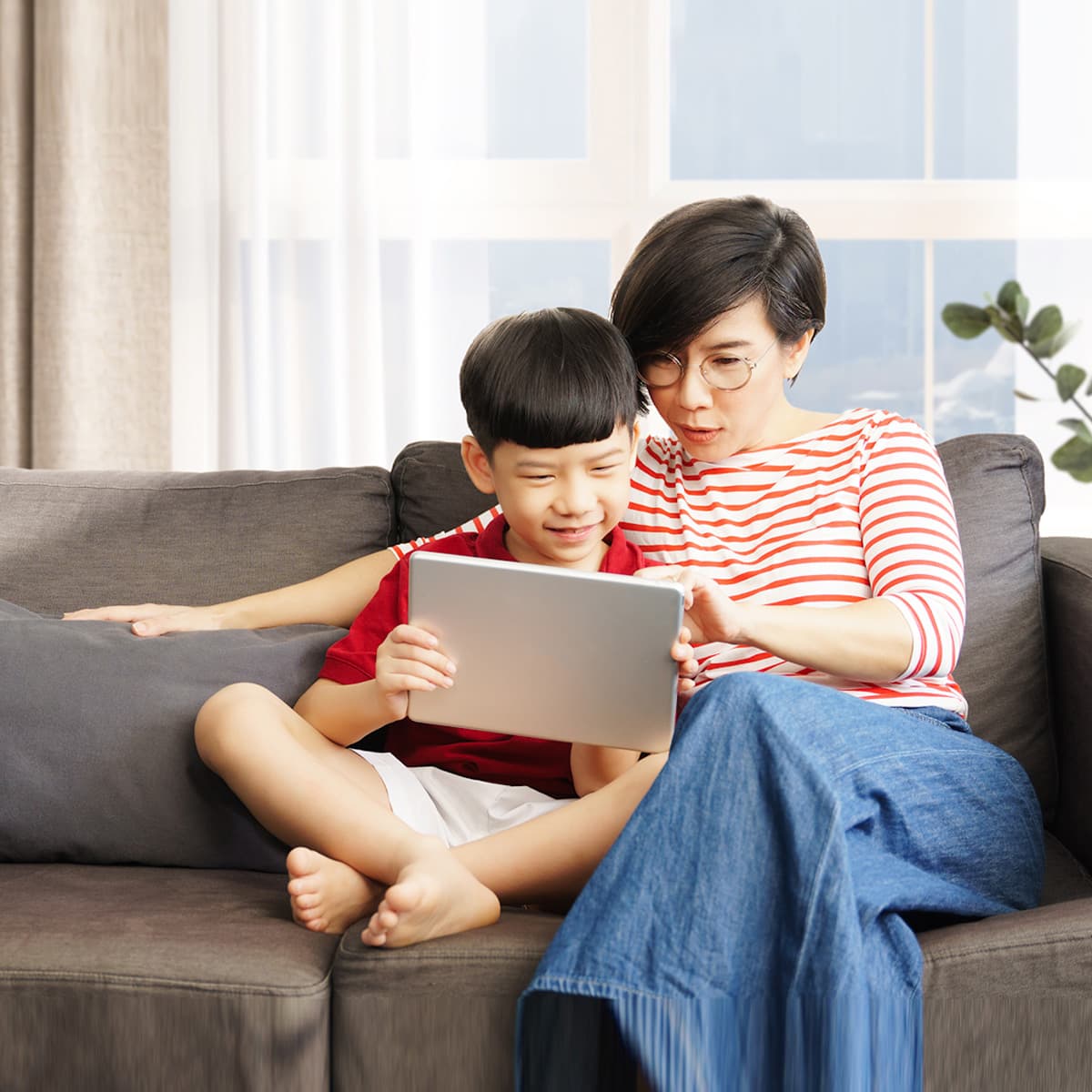 칼럼니스트 조경숙 인터뷰: 게임은 아이와 훌륭한 소통의 다리가 될 수 있어요!의 커버 이미지