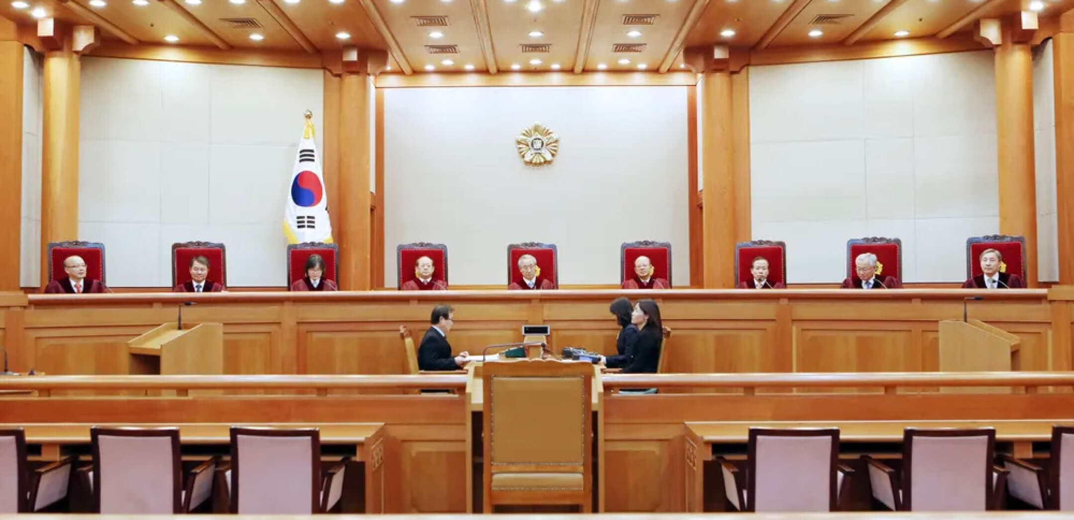 윤석열 탄핵 심판 선고, 어린이에게 설명하는 법의 커버 이미지